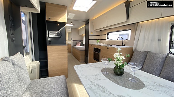 Adria ADORA 663 UT 20 of 30