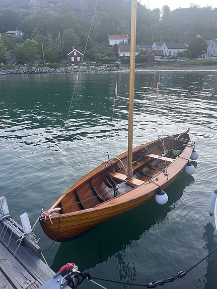 Utsettings-klar Xkogg, X77, tur og regatta seilsnekke i tre 4 of 5