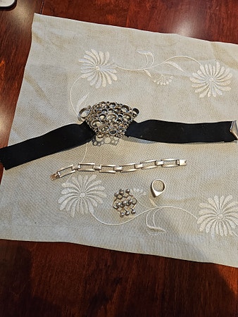 Diverse vintage smykker i sølv