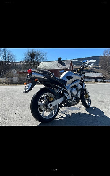 Yamaha FZ6 4 of 9