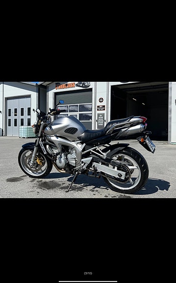 Yamaha FZ6 7 of 9