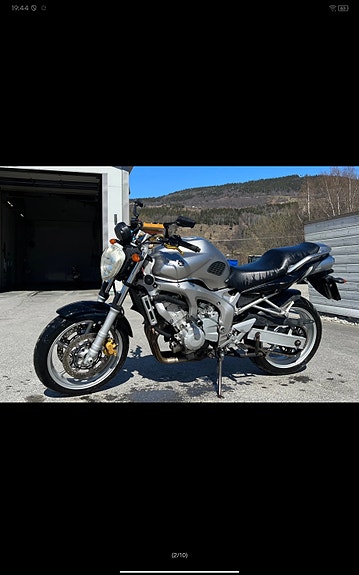 Yamaha FZ6 8 of 9