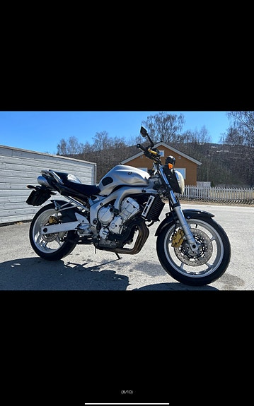 Yamaha FZ6 2 of 9