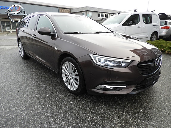 Opel Insignia 3 of 5