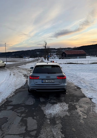 Audi A6 4 of 5