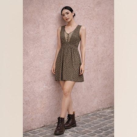 Romantisk vintage-inspirert kjole – blomsterprint – bomull/stretch