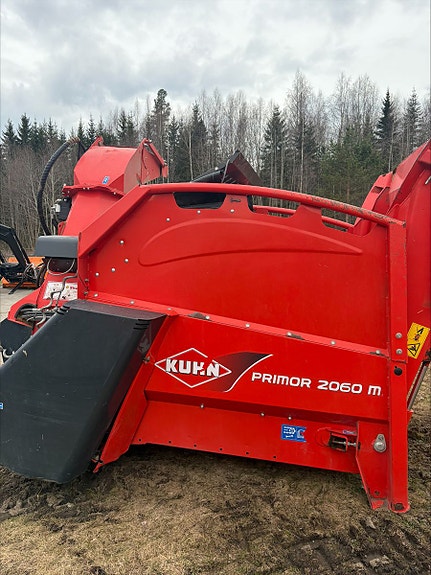 Kuhn Primor 2060 m 2011, kr 90 000,-
