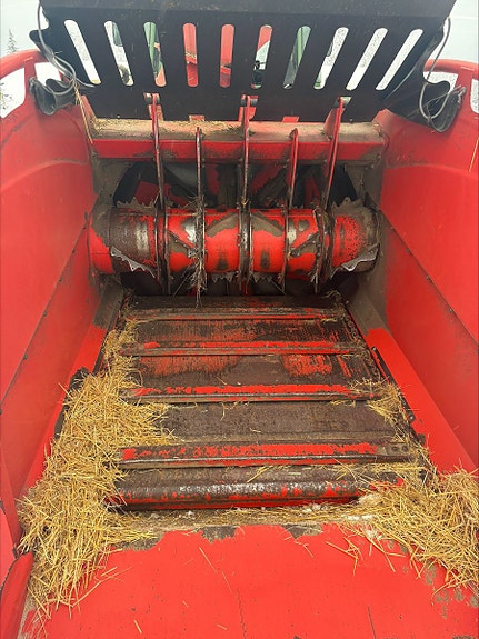 Kuhn Primor 2060 m 2011, kr 90 000,-