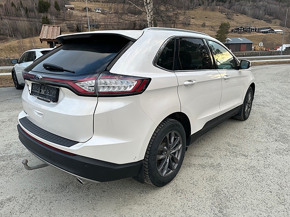 Ford Edge 5 of 5