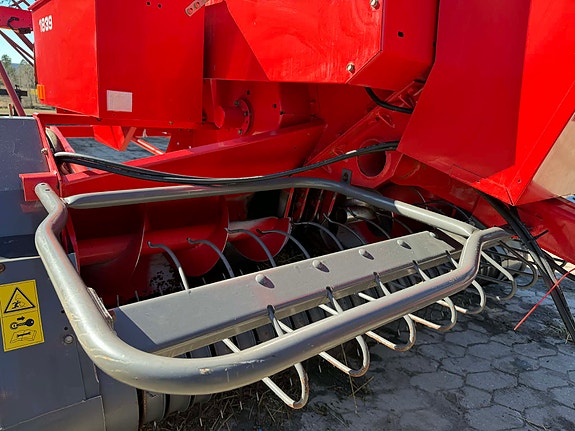 Massey Ferguson/ Welger 1839 småballepresse med bane til henger 2007, kr 195 000,-