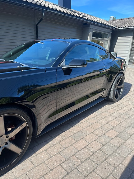 Ford Mustang 14 of 30