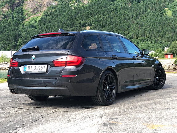 BMW 530Xd 2011 photo 4