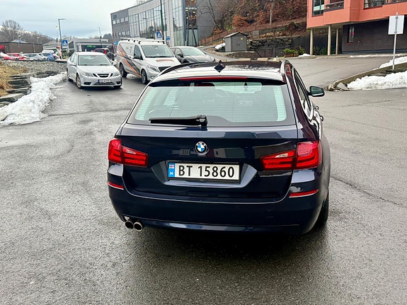 BMW 528i 8 of 22