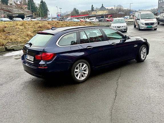 BMW 528i 10 of 22