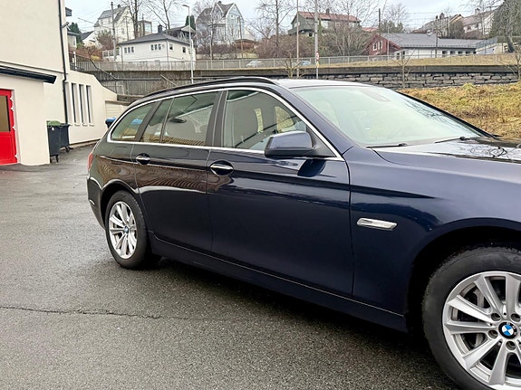 BMW 528i 4 of 22