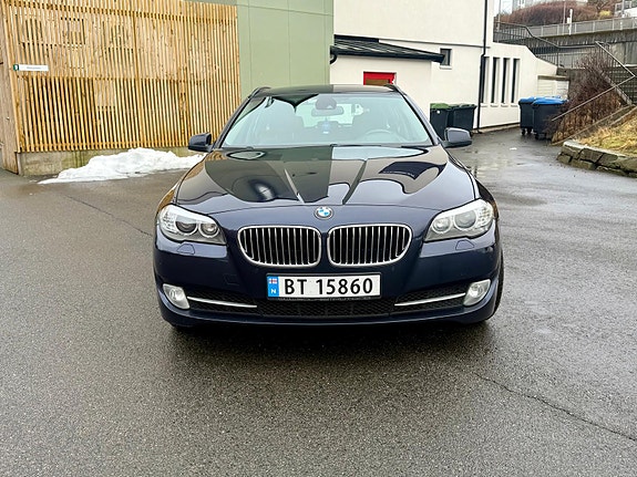 BMW 528i 13 of 22
