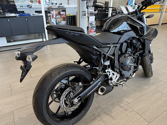 Suzuki 8S 7 of 8