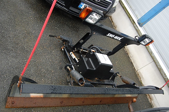 Toyota HiLux 16 of 29