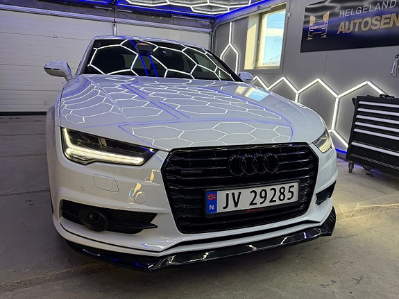 Audi A7 2 of 5