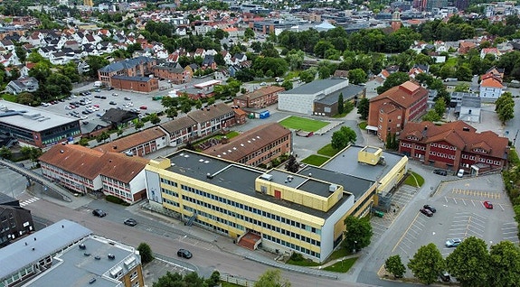 Østfold fylkeskommune, Glemmen videregående skole logo