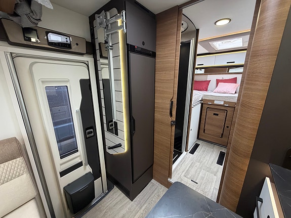 Benimar Mileo 263  4400 kg | Lithium | ALDE | Solcelle | Adaptiv Cruise 14 of 21