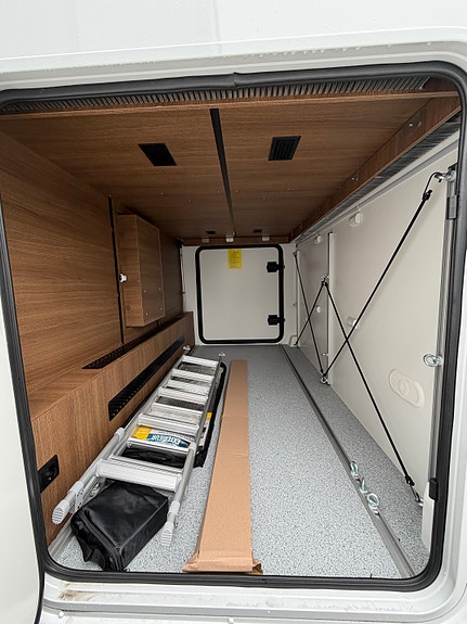 Benimar Mileo 263  4400 kg | Lithium | ALDE | Solcelle | Adaptiv Cruise 5 of 21