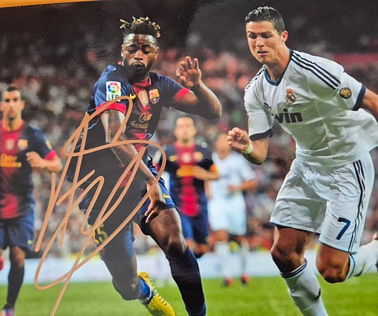 Aleksander Song. Autograf. Med Coa.  Barcelona