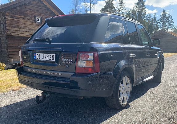 Land Rover Range Rover Sport 8 of 14