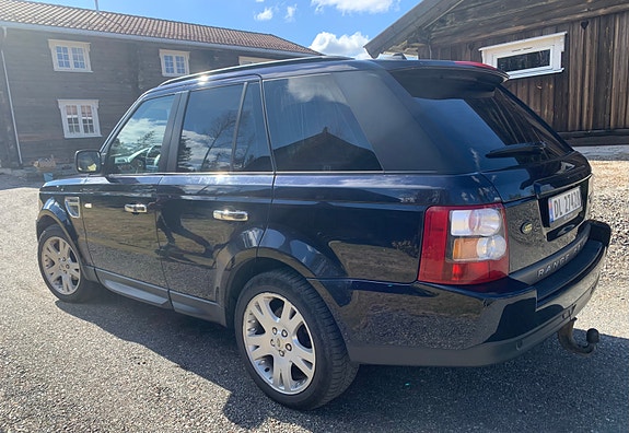 Land Rover Range Rover Sport 11 of 14