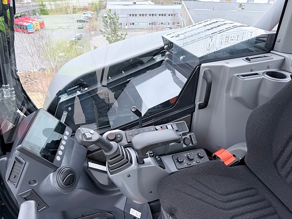 Yanmar SV86 10 of 14