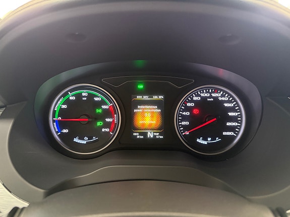 JAC M3EV 17 of 24