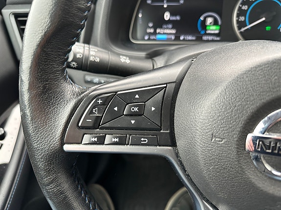 Nissan Leaf 13 of 21
