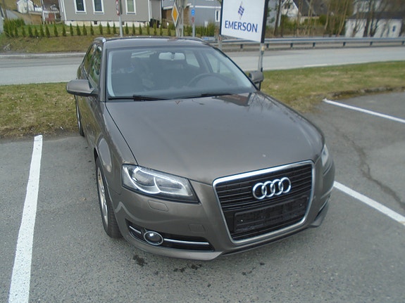 Audi A3 3 of 5