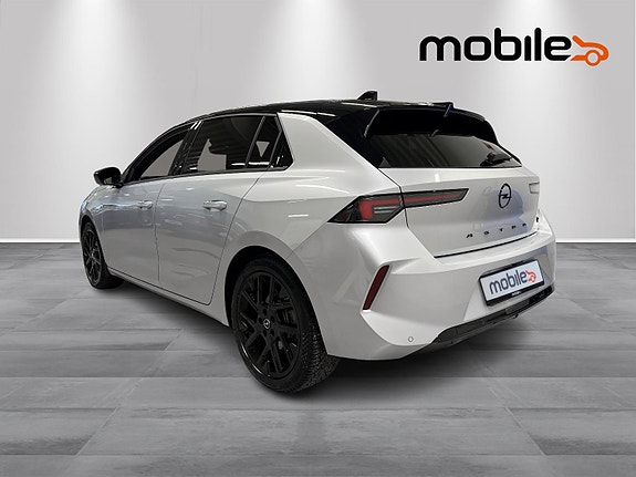 Opel Astra 21 of 30