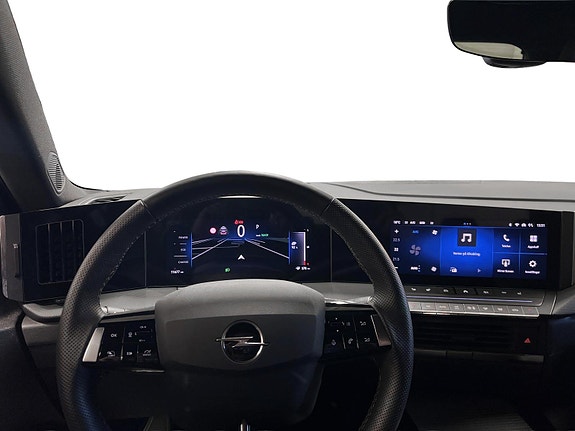 Opel Astra 6 of 30