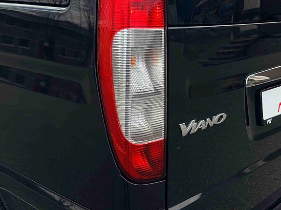 Mercedes-Benz Viano 6 of 30