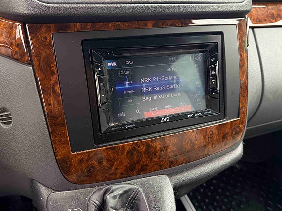 Mercedes-Benz Viano 18 of 30