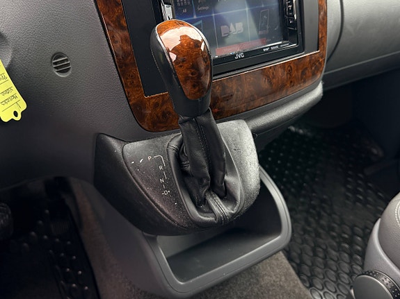 Mercedes-Benz Viano 20 of 30