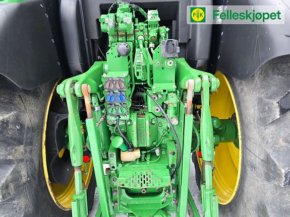 John Deere 6155R 50 KM 7 of 13