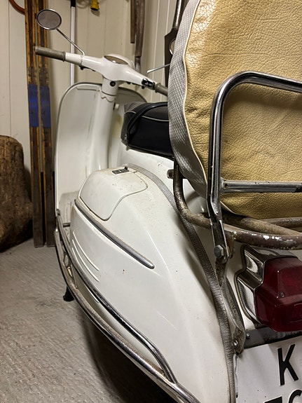 Vespa 125 Sprint 3 of 5