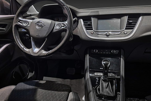 Opel Grandland X 11 of 30