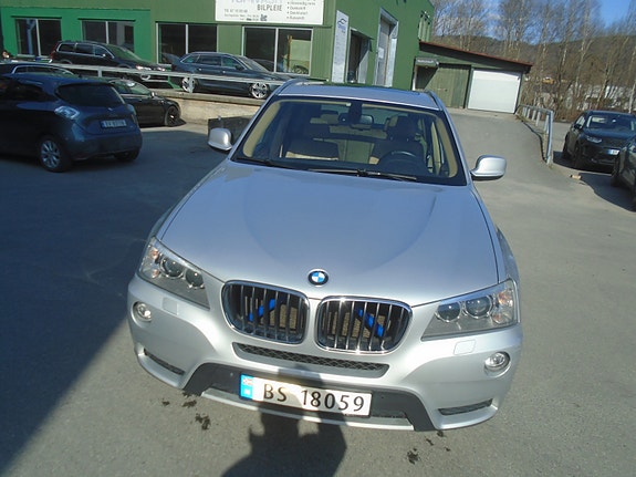 BMW X3 4 of 5