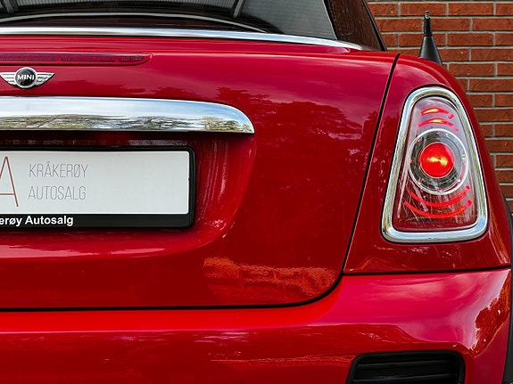 MINI Cooper S 9 of 25