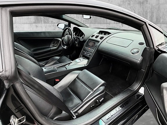 Lamborghini Gallardo 16 of 17