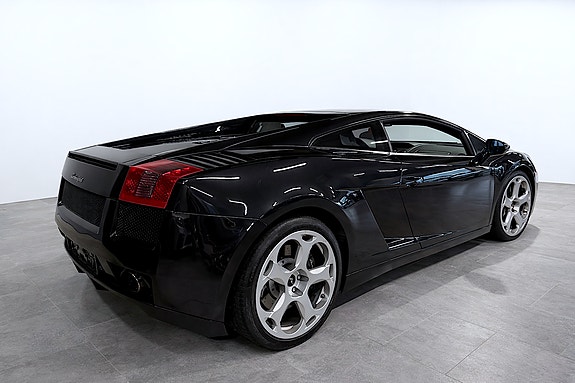 Lamborghini Gallardo 8 of 17