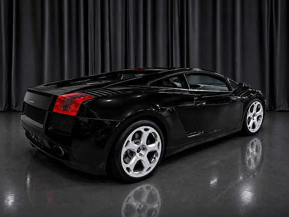 Lamborghini Gallardo 6 of 13