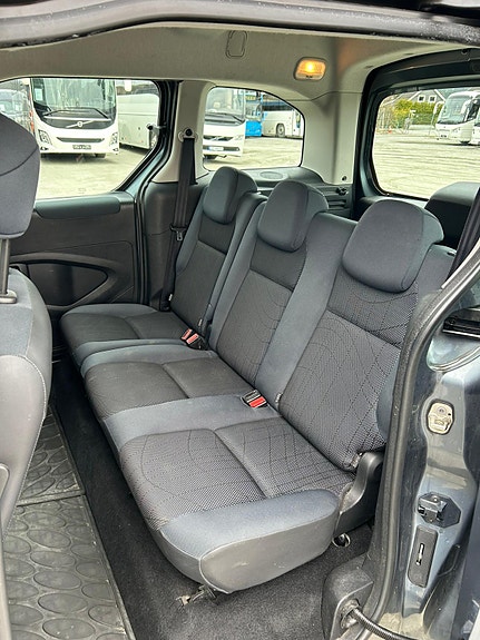 Peugeot Partner 18 of 19
