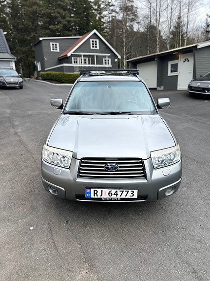 Subaru Forester 3 of 5