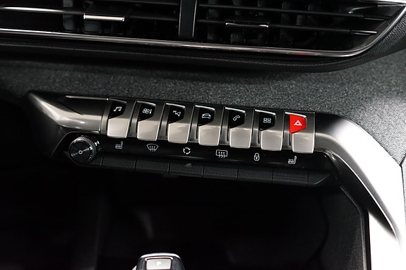 Peugeot 3008 11 of 30