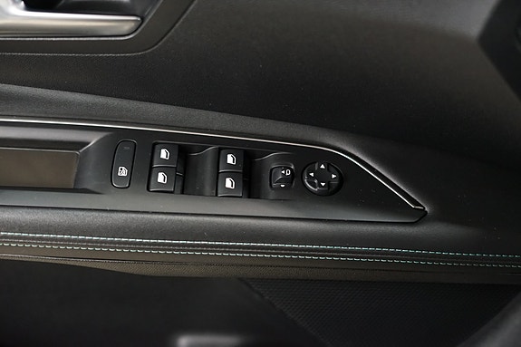 Peugeot 3008 17 of 30